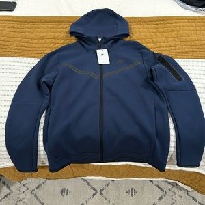 Men’s Nike Tech Fleece Jacket Navy Large